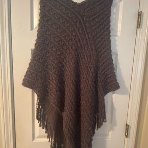 Chunky Knit Gray Poncho